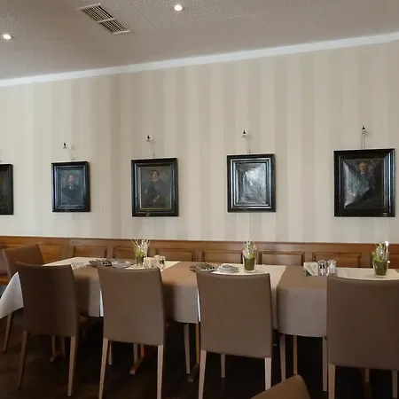 Hotel Dahl 3*